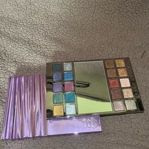 Urban Decay Heavy Metals Metallic Eyeshadow Palette
